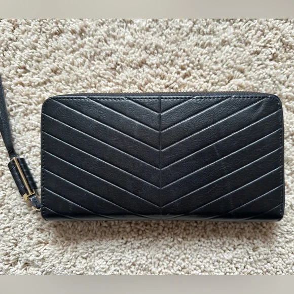 Stella & Dot leather wallet - Picture 2 of 4